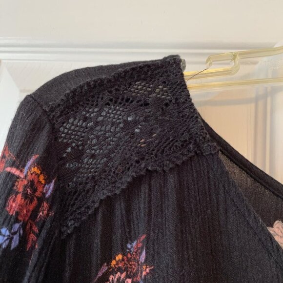 Mudd Long Sleeve Flower Romper - Picture 5 of 12